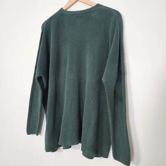 GAP Maternity Oversized Ribbed V-Neck Sweater Green, XS - Picture 6 of 11